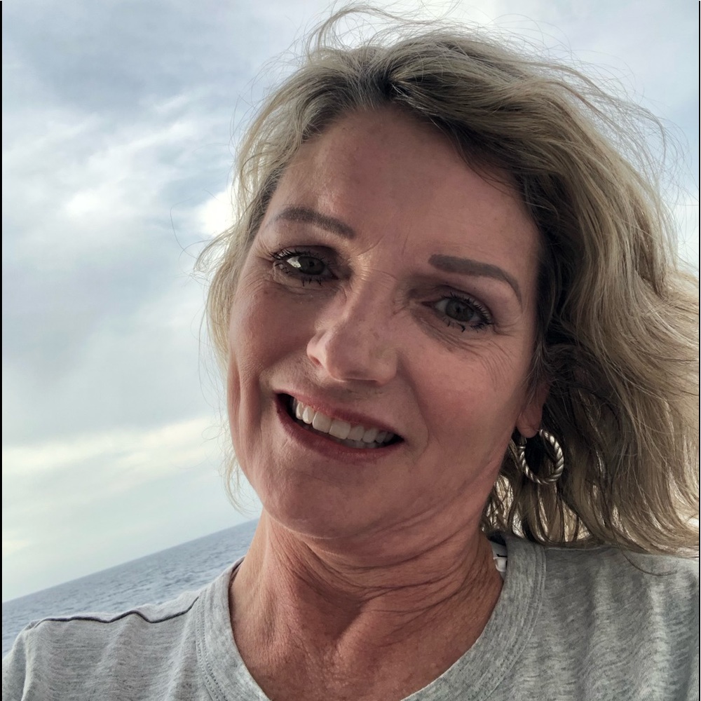 Meet your Posher, Wendy